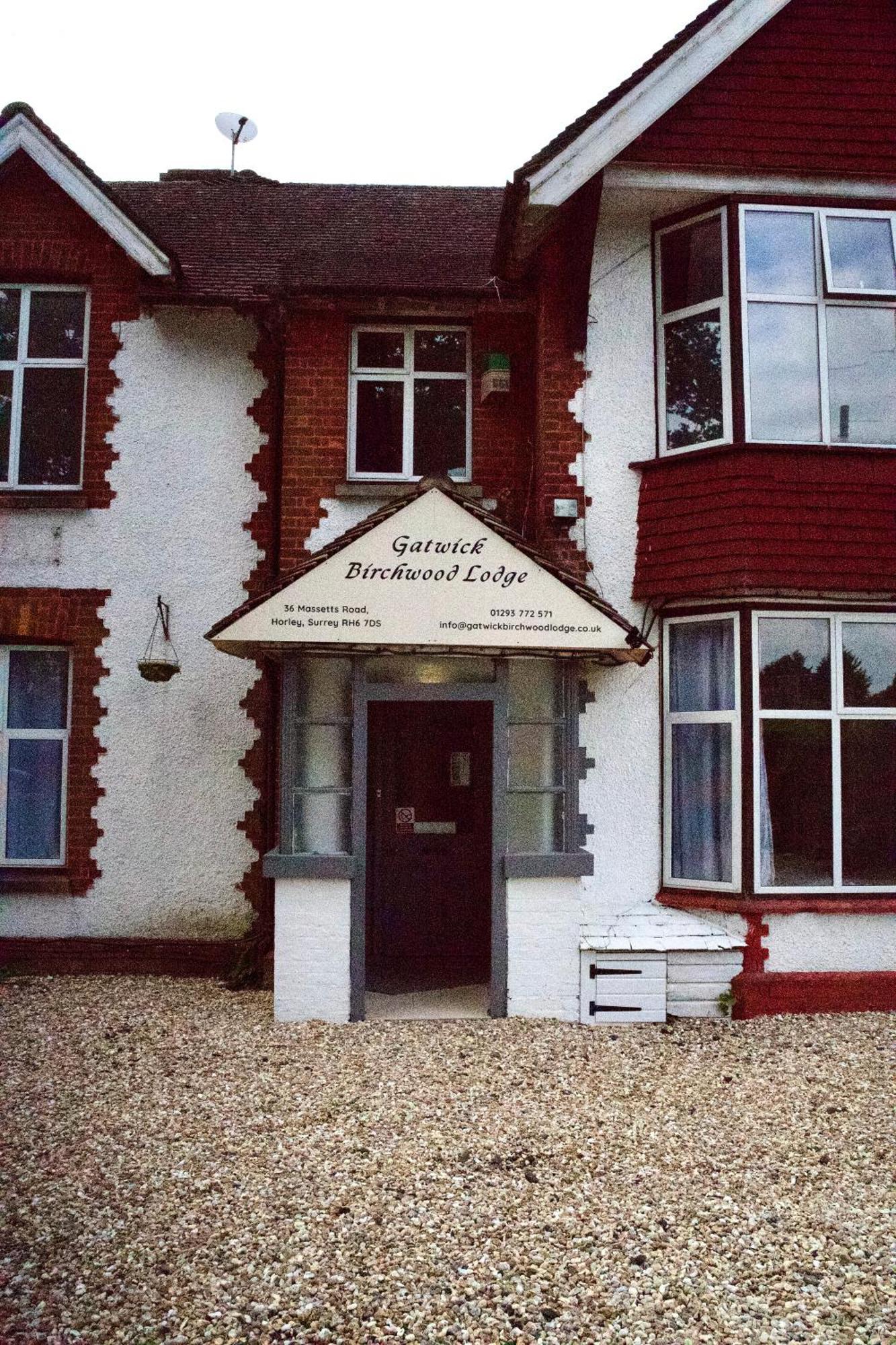 Gatwick Birchwood Lodge With Holiday Parking Horley Kültér fotó