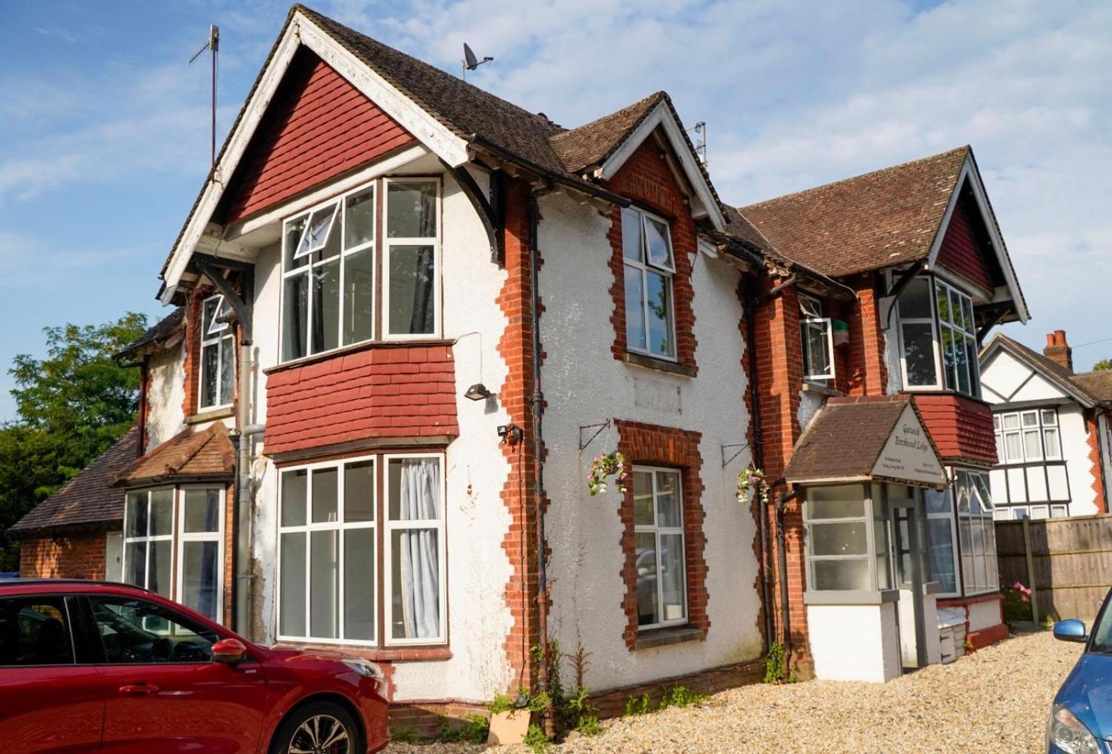Gatwick Birchwood Lodge With Holiday Parking Horley Kültér fotó